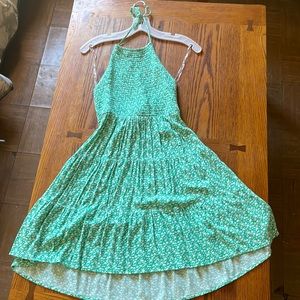 Super cute sundress!